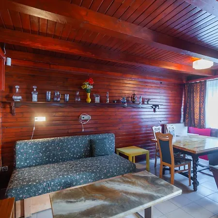 Apartment Szl131 With Pool