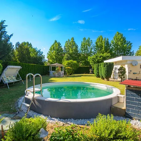 Szl131 With Pool Apartment